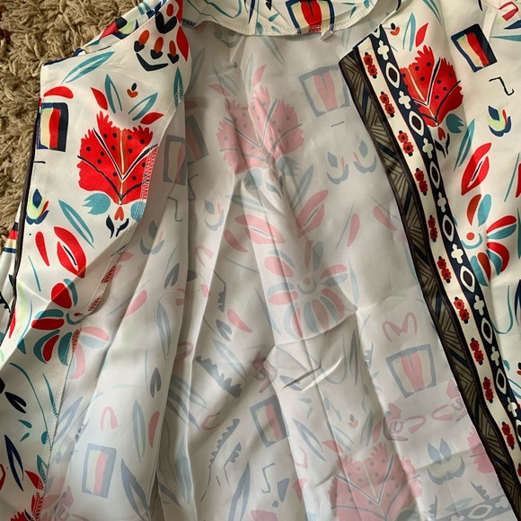 Blazer - Picture 3 of 3